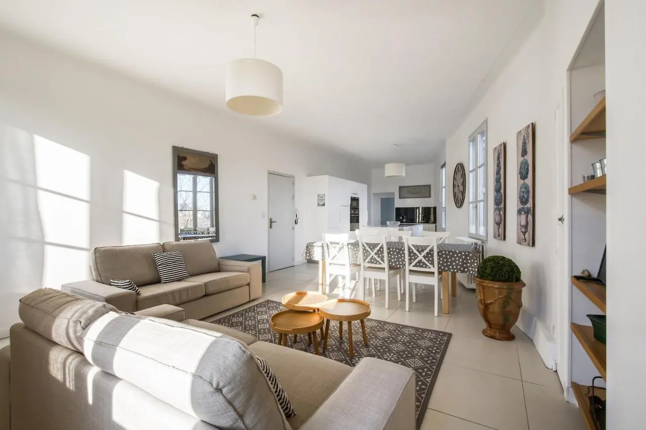 Beautiful Flat In A Character House In The Heart Of Avignon - Welkeys Apartment